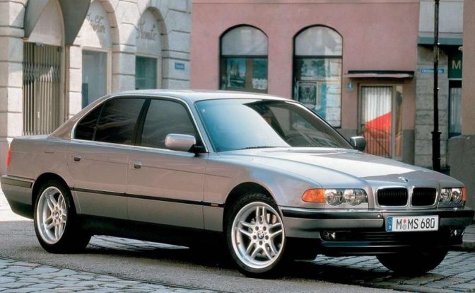 1999 BMW 740i
