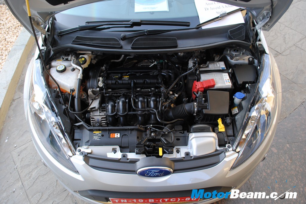 20011_Ford_Fiesta_Petrol_Engine