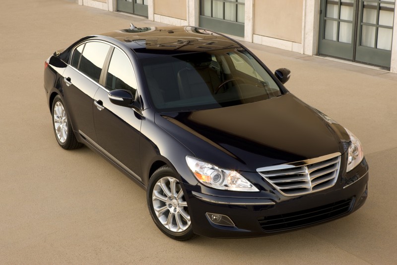 hyundai-genesis-sedan