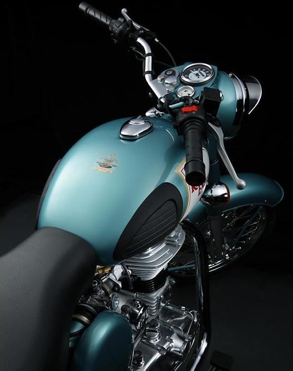 royal-enfield-bullet-classic royal-enfield-bullet-classic