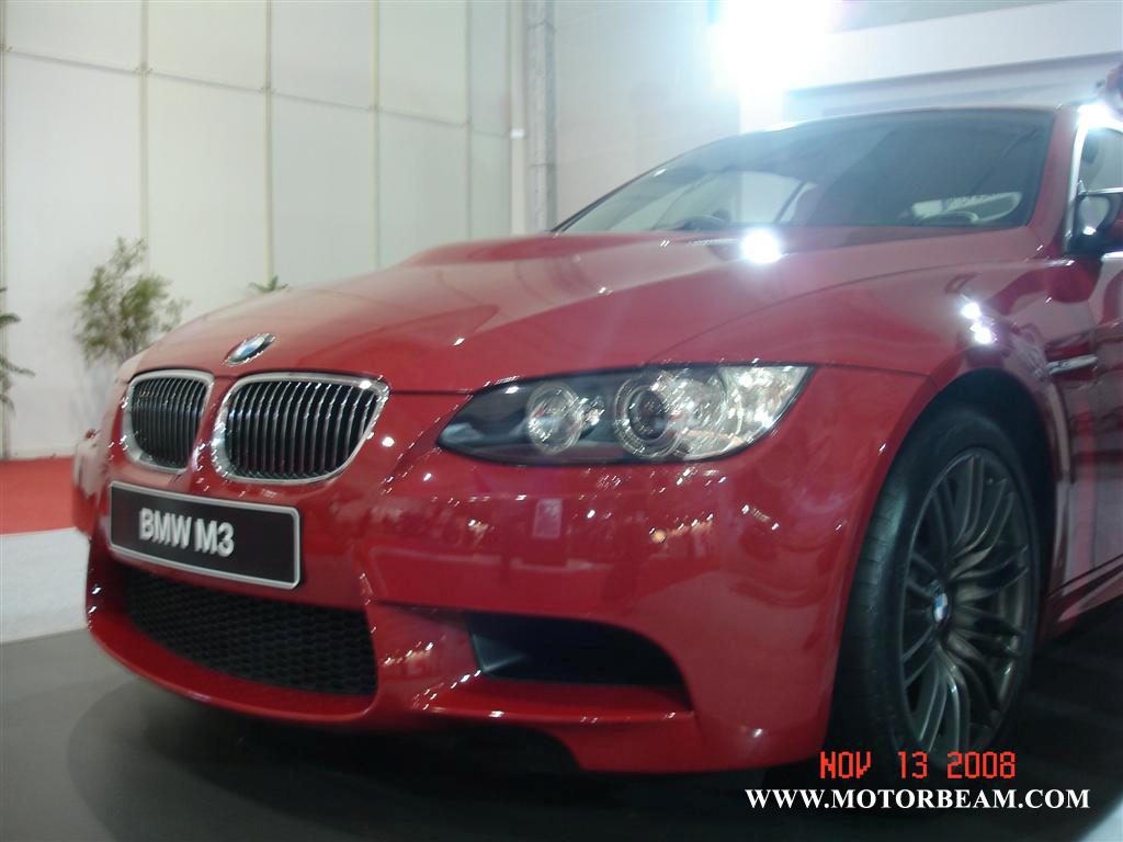 red-bmw-m3