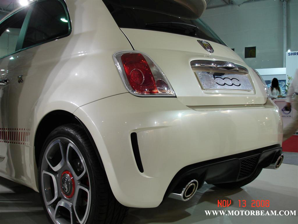 fiat-500-abarth-rear