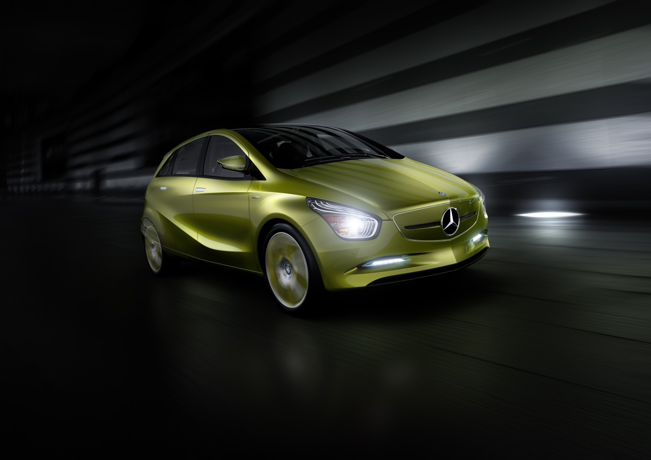 mercedes_benz_concept_bluezero