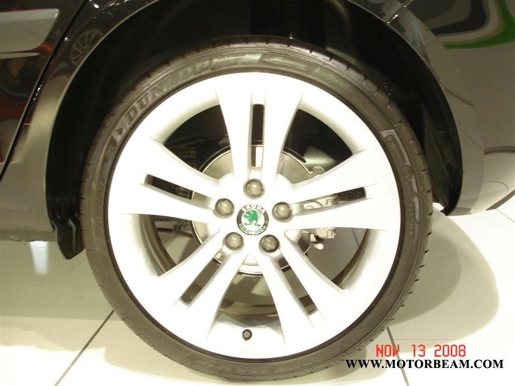 skoda_fabia_sports_wheels