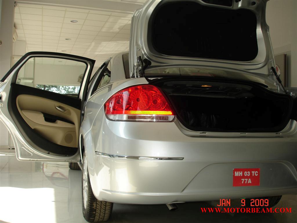 fiat_linea_multijet_emotion fiat_linea_multijet_emotion