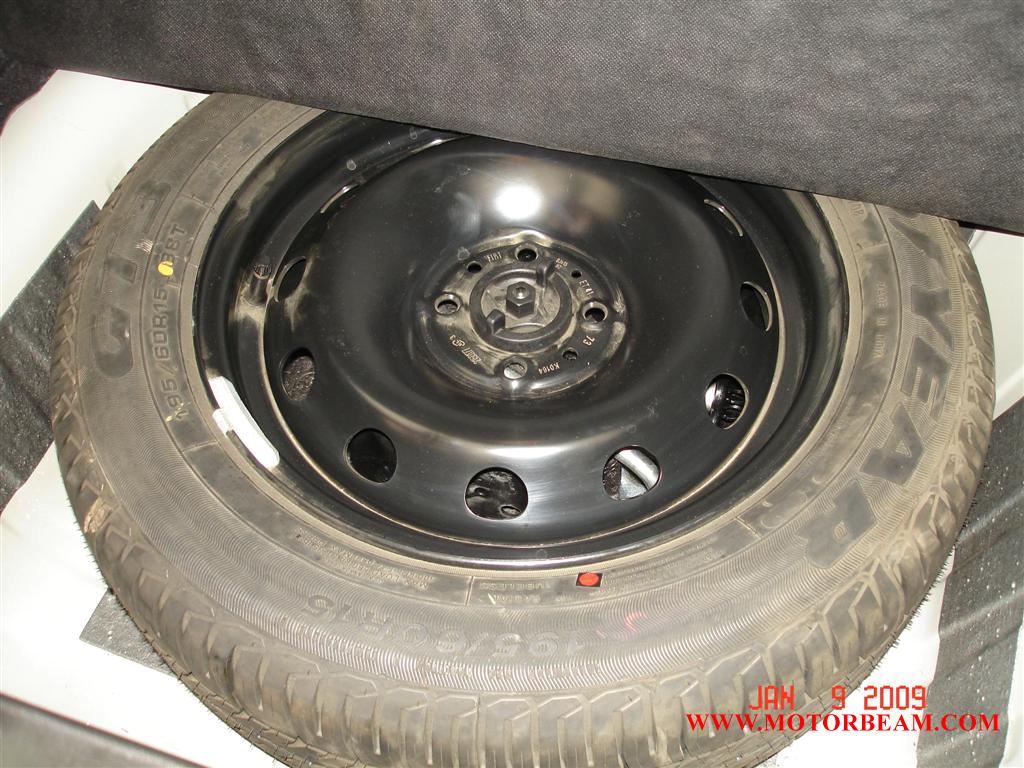fiat_linea_spare_wheel fiat_linea_spare_wheel