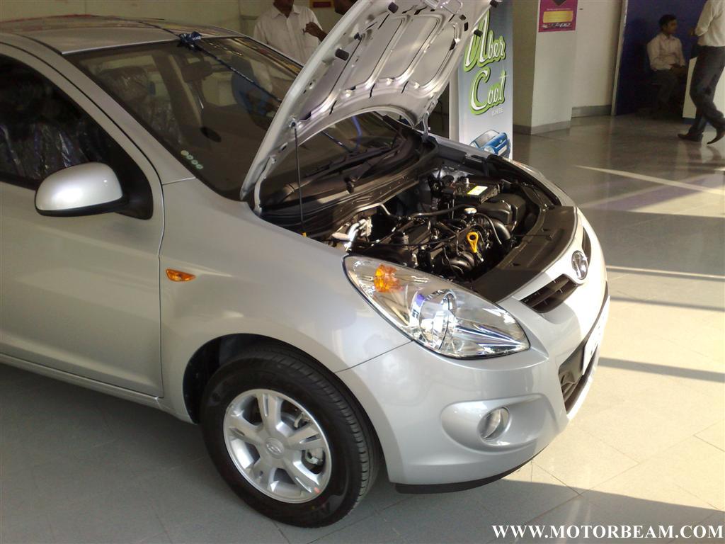 hyundai_i20_hood hyundai_i20_hood