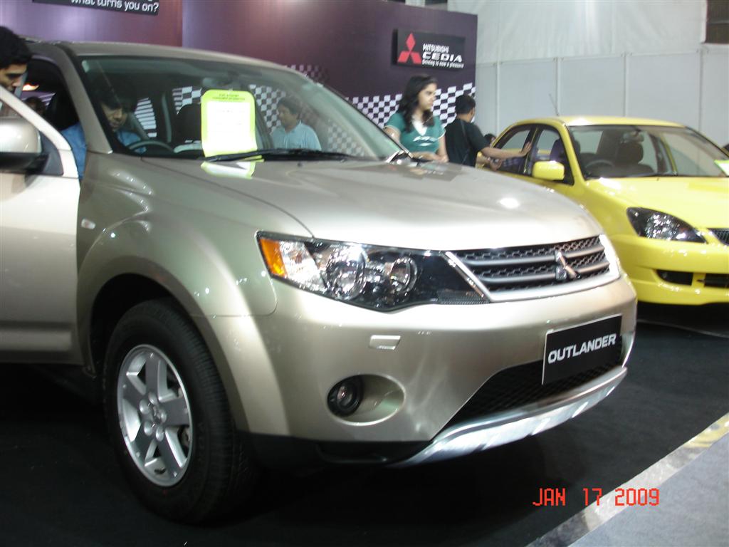 mitsubishi_outlander mitsubishi_outlander