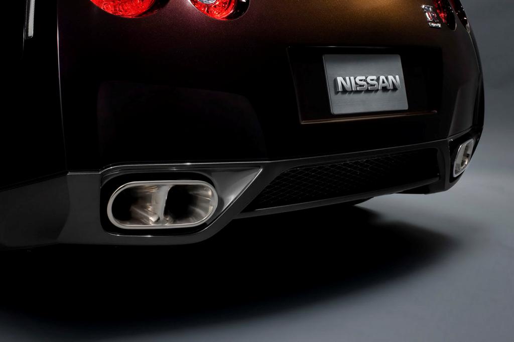 nissan_gt-r_specv_exhaust nissan_gt-r_specv_exhaust