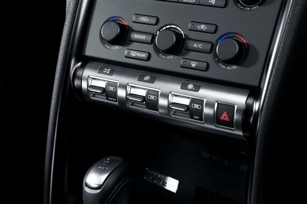 nissan_gt-r_specv_tcs nissan_gt-r_specv_tcs