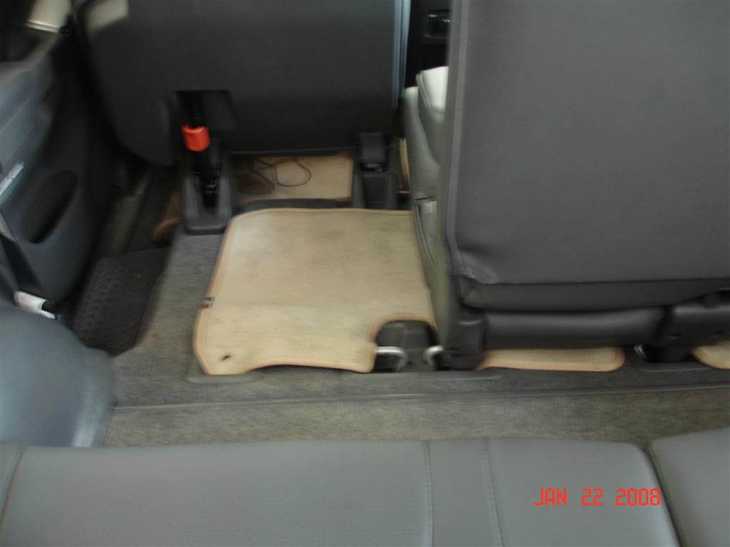 toyota_prado_rear_seats toyota_prado_rear_seats