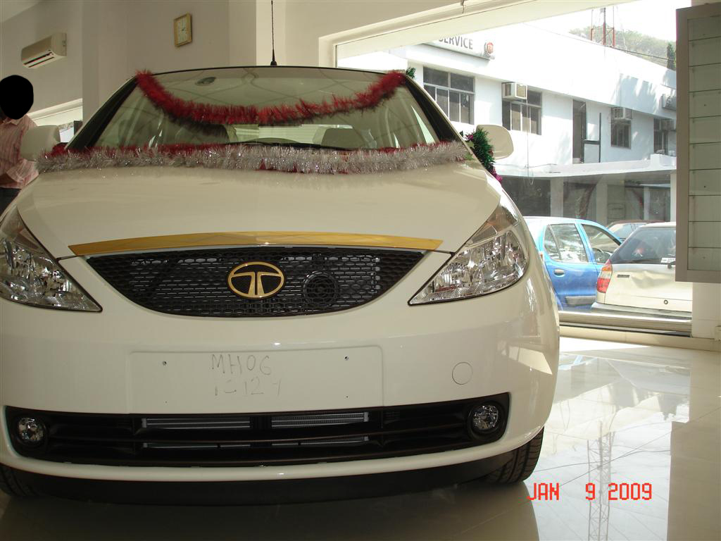 tata_indica_vista_limited_edition_front1 tata_indica_vista_limited_edition_front1
