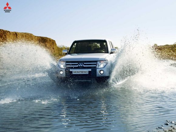mitsubishi_montero_09_wallpaper