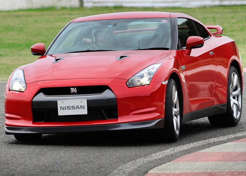 2010_nissan_gt-r_nurburgring 2010_nissan_gt-r_nurburgring