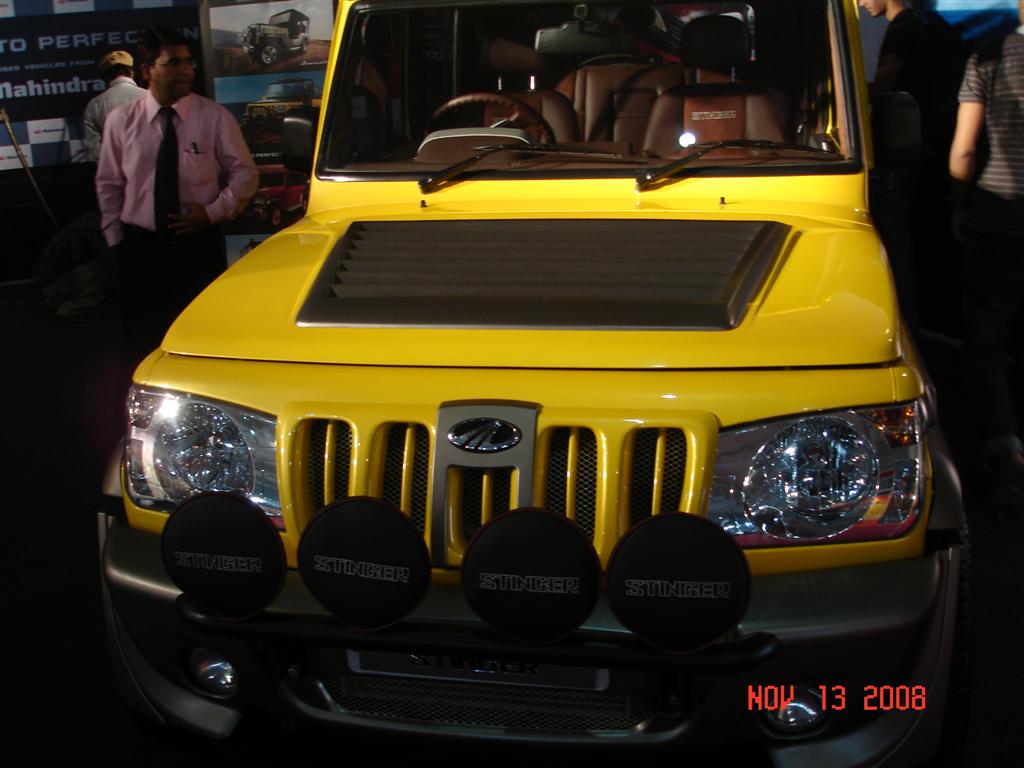 yellow_mahindra_bolero_stinger_front yellow_mahindra_bolero_stinger_front