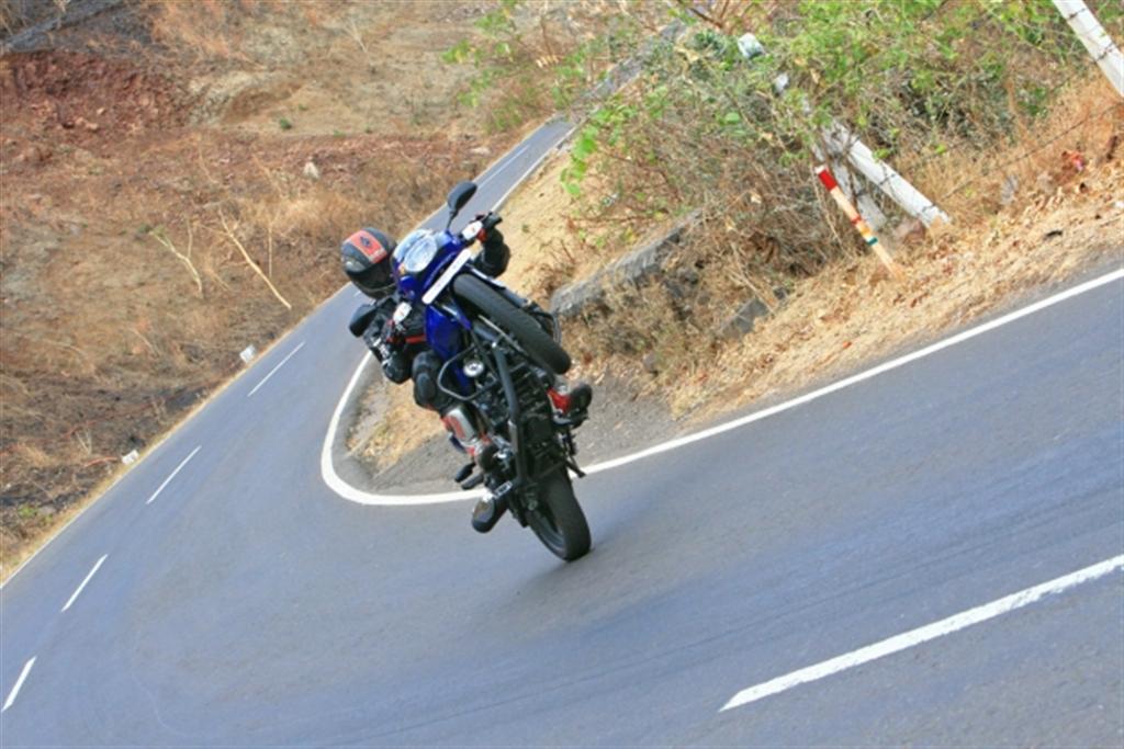 2009_bajaj_pulsar_180_review 2009_bajaj_pulsar_180_review