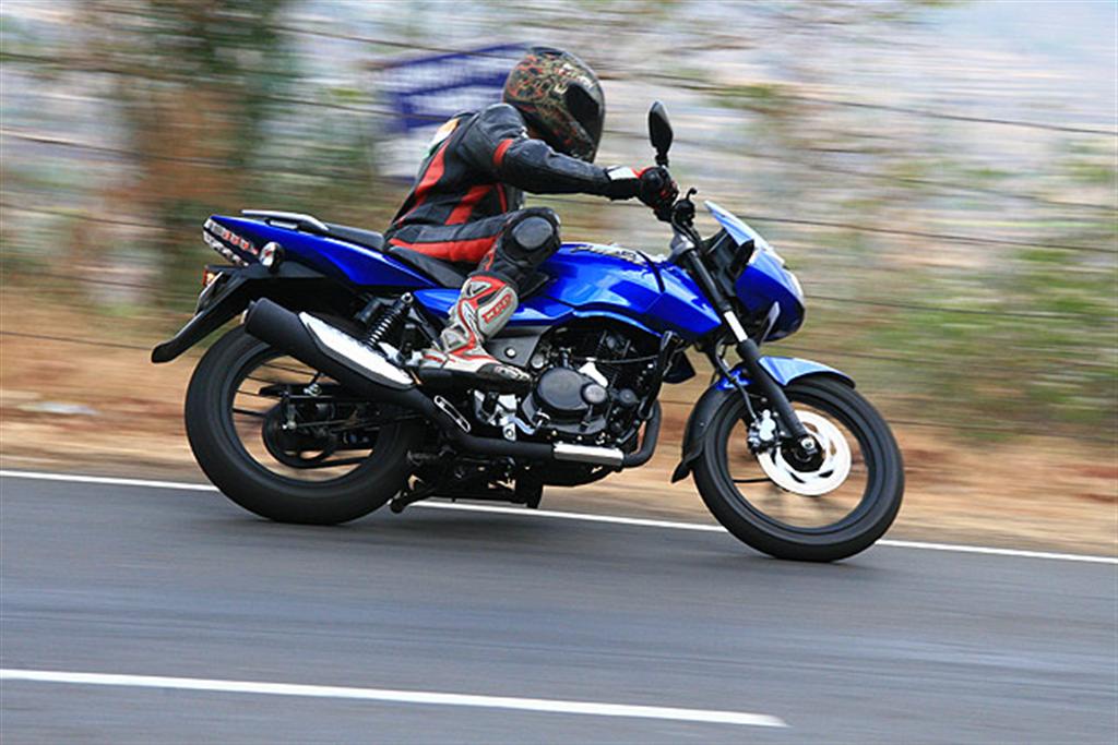 bajaj_pulsar_180_ug_iv1 bajaj_pulsar_180_ug_iv1