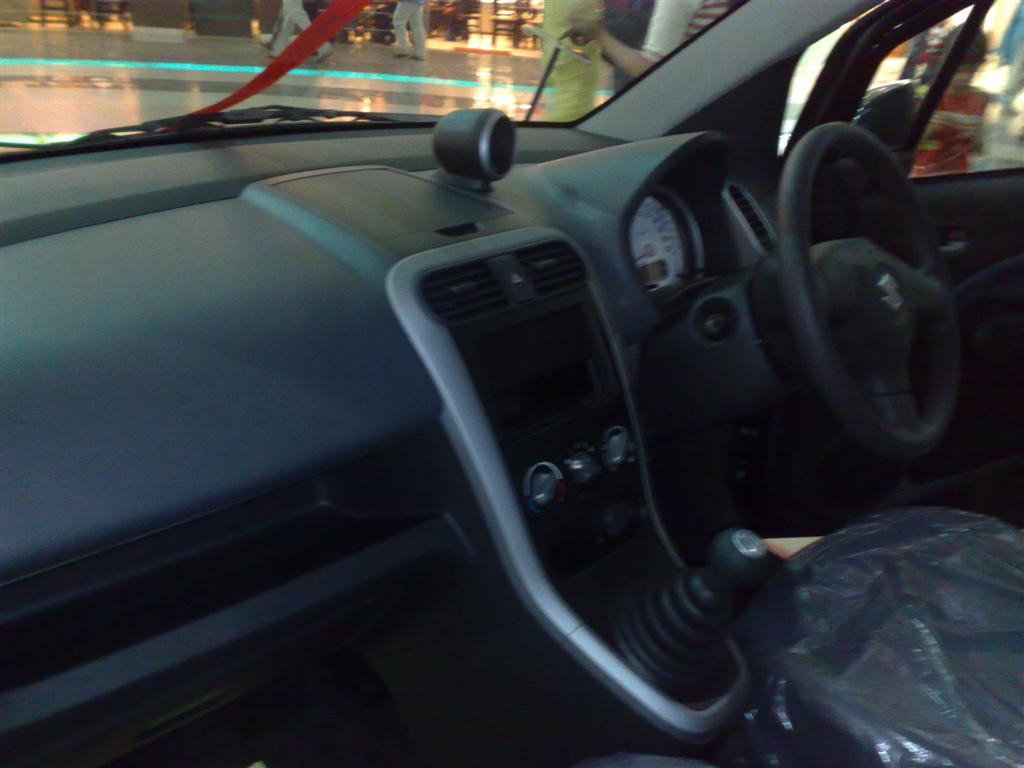 maruti suzuki ritz dashboard1