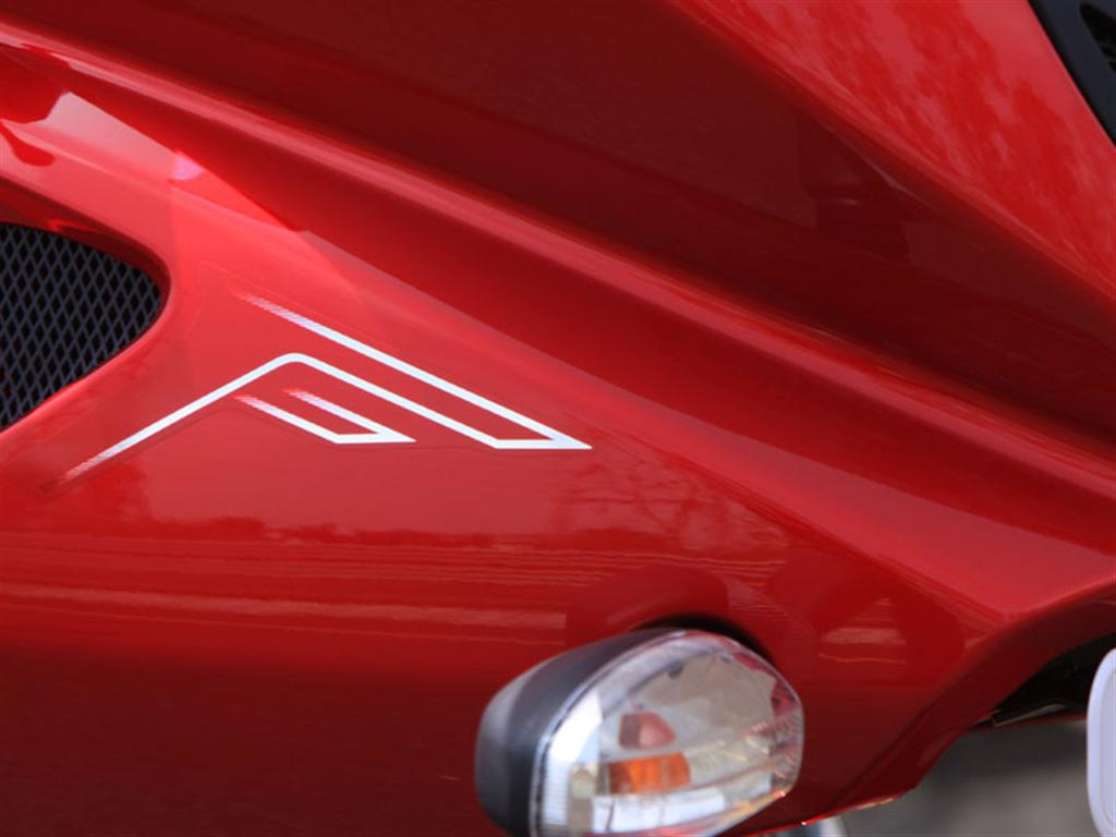 2009_bajaj_pulsar_220_graphics 2009_bajaj_pulsar_220_graphics