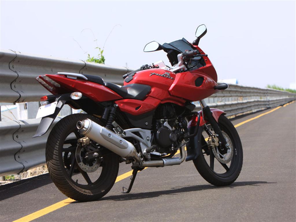 bajaj_pulsar_220_carb bajaj_pulsar_220_carb