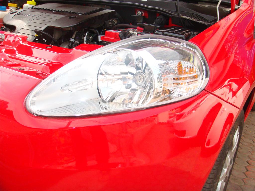 fiat_grande_punto_headlamps fiat_grande_punto_headlamps