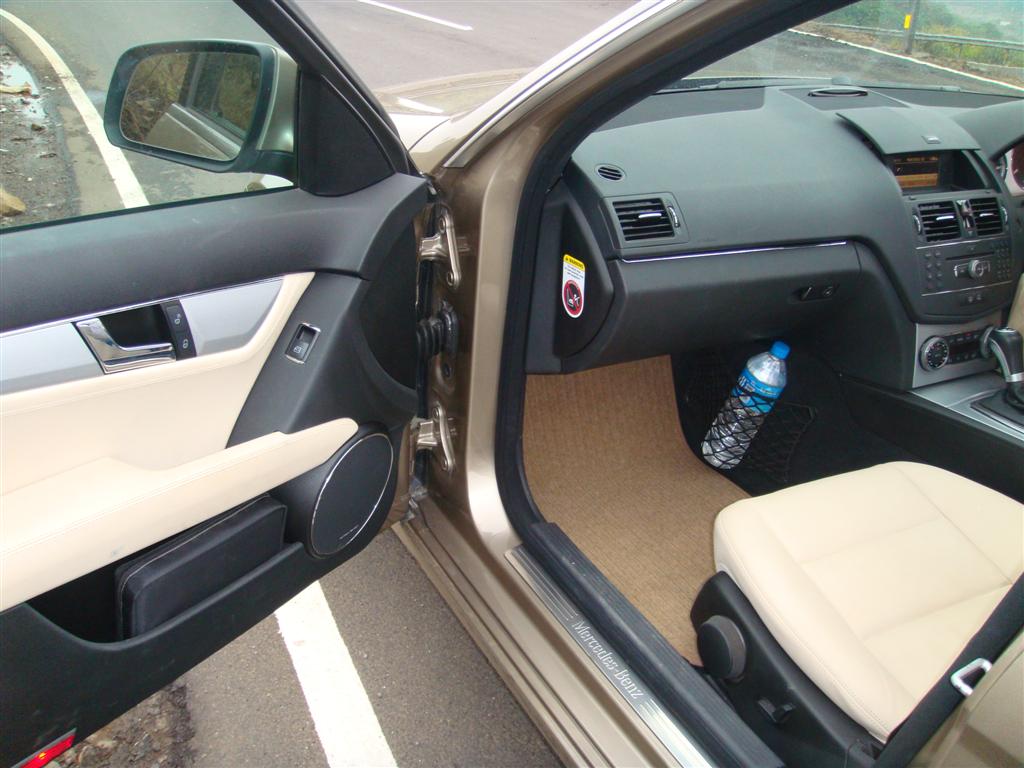 mercedes_c230_avantgarde_door mercedes_c230_avantgarde_door