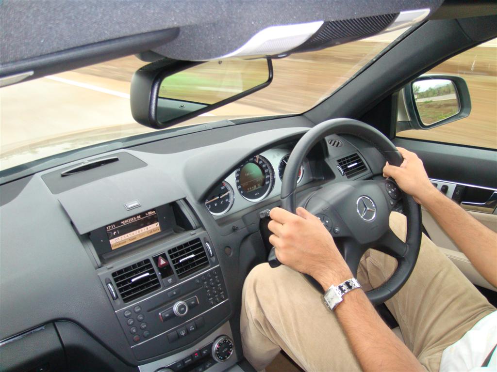 mercedes_c230_avantgarde_speed mercedes_c230_avantgarde_speed