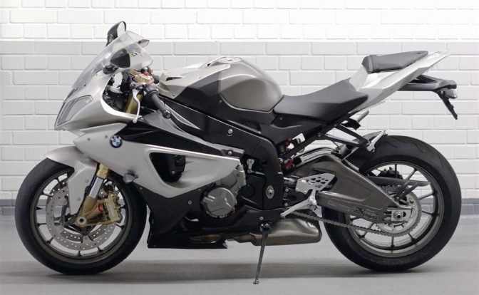 2009_BMW_S1000RRb