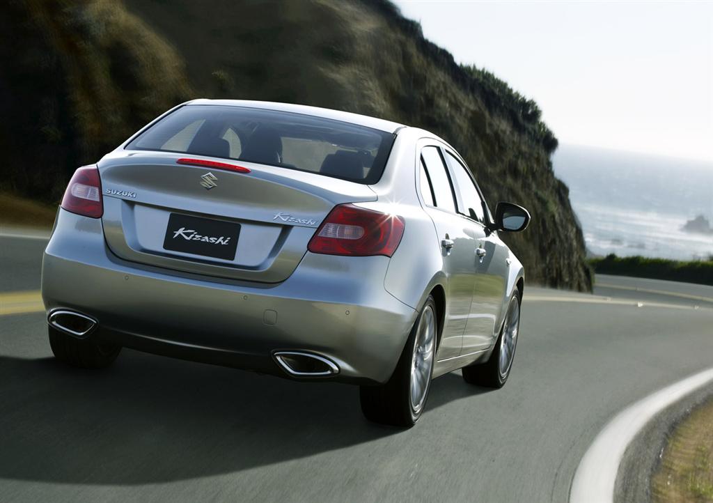 2010_Suzuki_Kizashi_Rear 2010_Suzuki_Kizashi_Rear