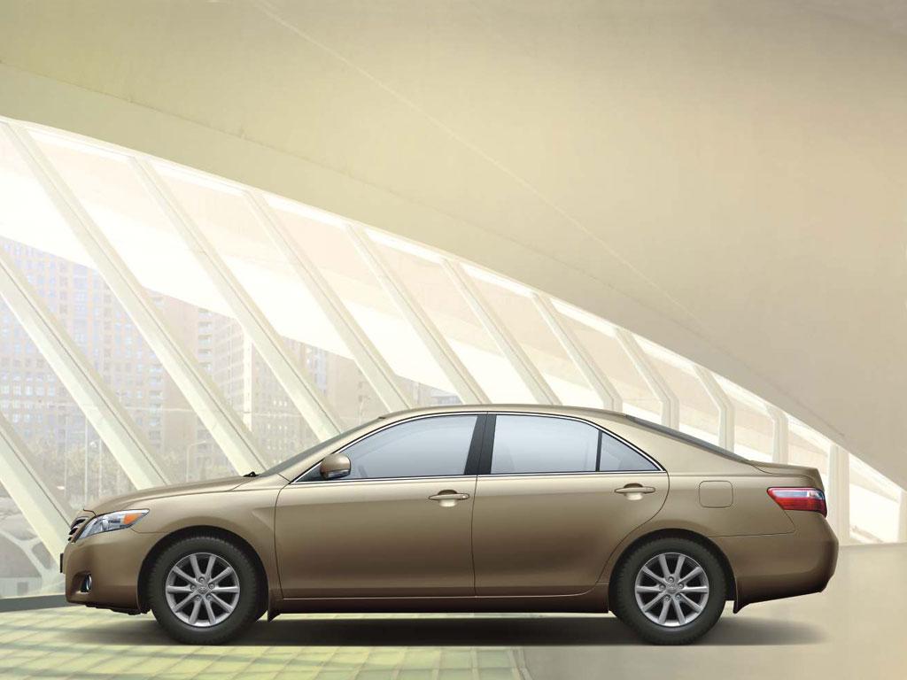 New_Toyota_Camry_Side New_Toyota_Camry_Side