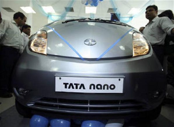Tata_Nano_Delivered