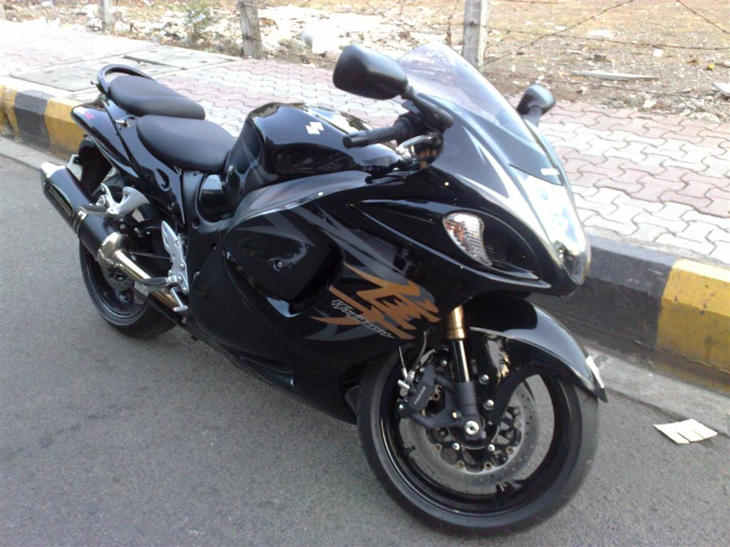 black_suzuki_hayabusa black_suzuki_hayabusa