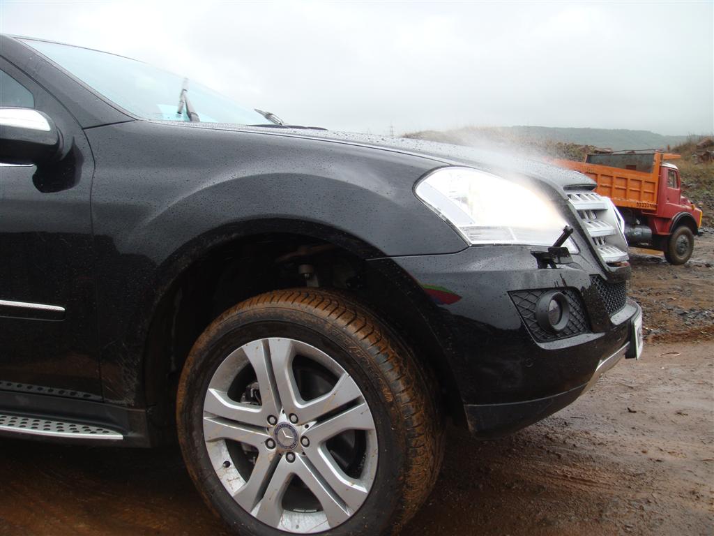 mercedes_ml320_cdi_headlight_washer mercedes_ml320_cdi_headlight_washer