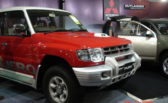mitsubishi_pajero_wallpaper
