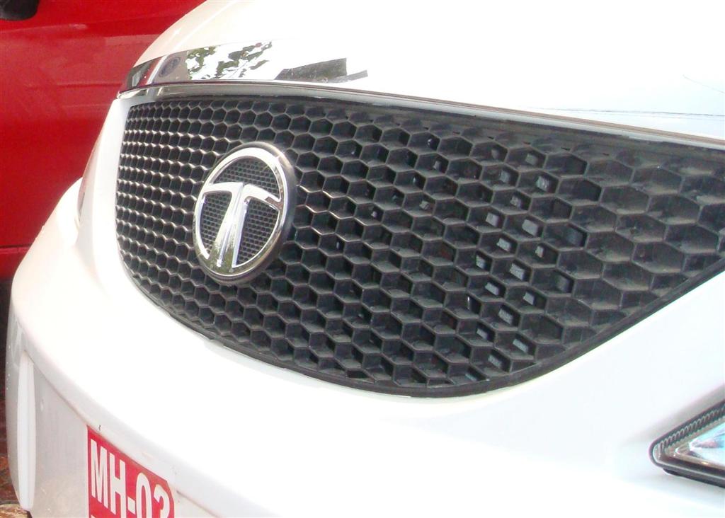 Tata_Indica_Vista_Ignis
