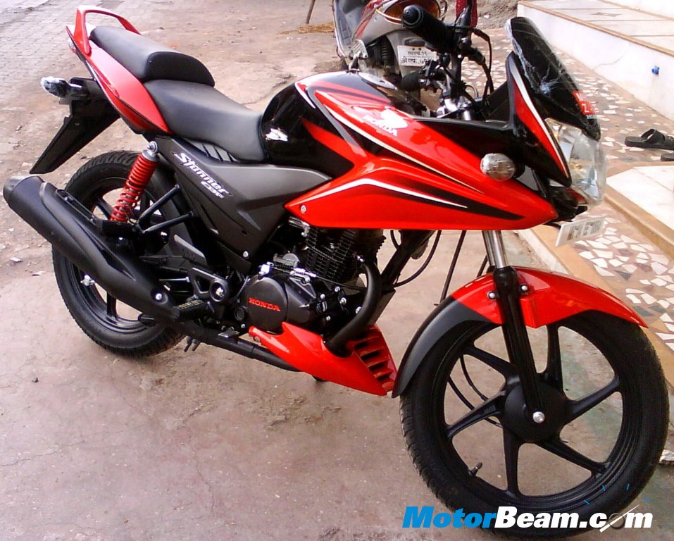 2010_Honda_CBF_Stunner