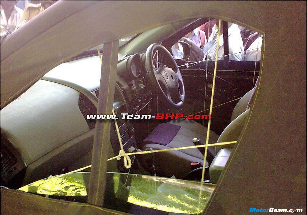 2010_Mahindra_SUV_Interior 2010_Mahindra_SUV_Interior