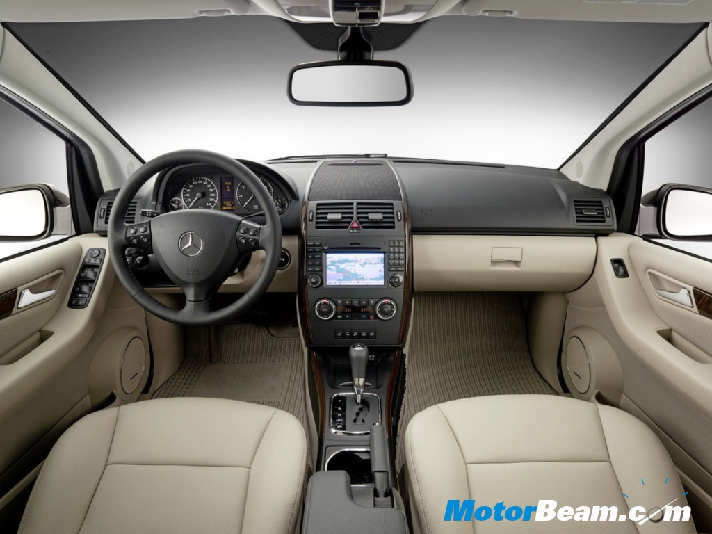 2010_Mercedes_A-Class_Interior