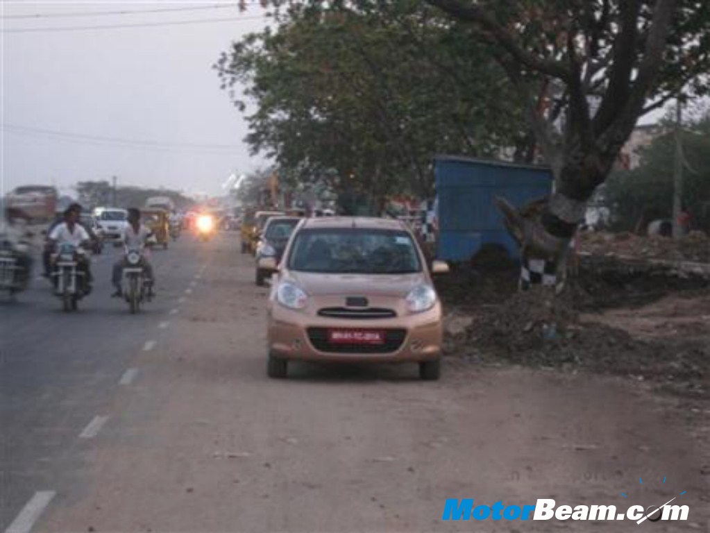 2010_Nissan_Micra_Spied_Front