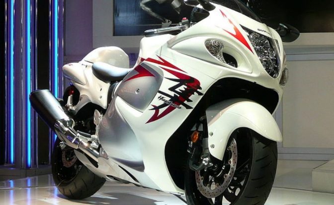 2010_Suzuki_Hayabusa_Wallpaper