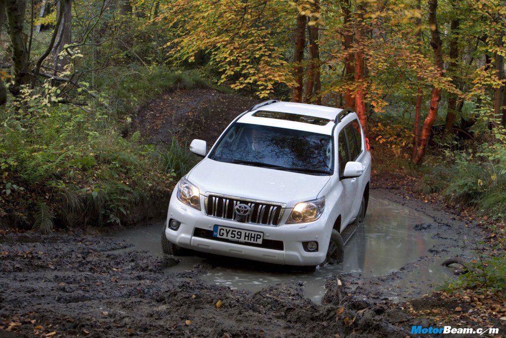 2010_Toyota_Land_Cruiser_Prado_India