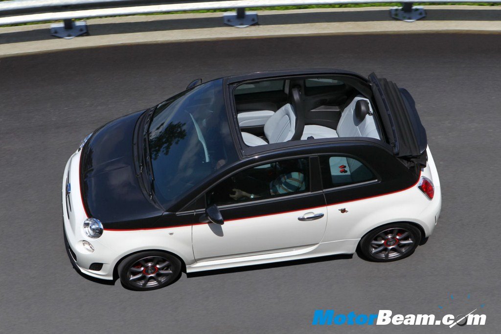 2011_Fiat_Abarth_500C