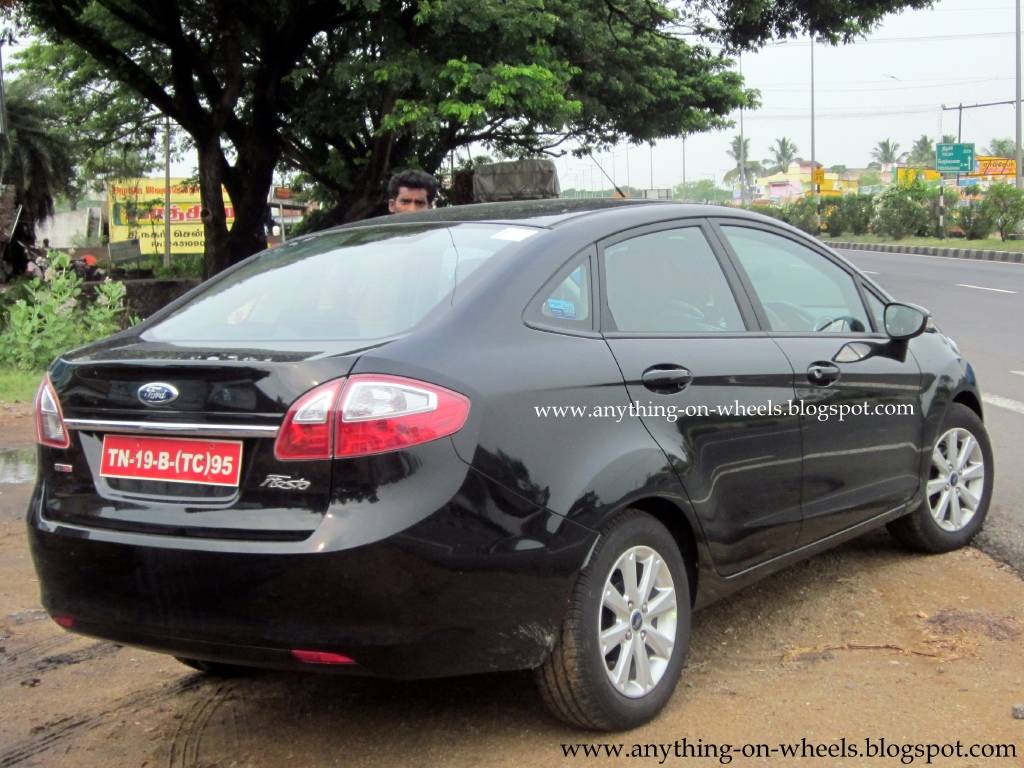 2011_Ford_Fiesta_Black 2011_Ford_Fiesta_Black