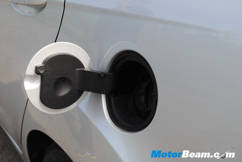 2011_Ford_Fiesta_Fuel_Lid 2011_Ford_Fiesta_Fuel_Lid