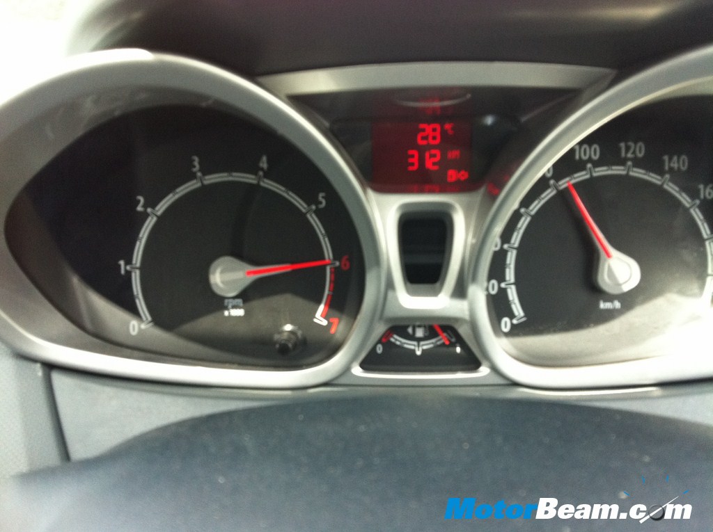 2011_Ford_Fiesta_Performance