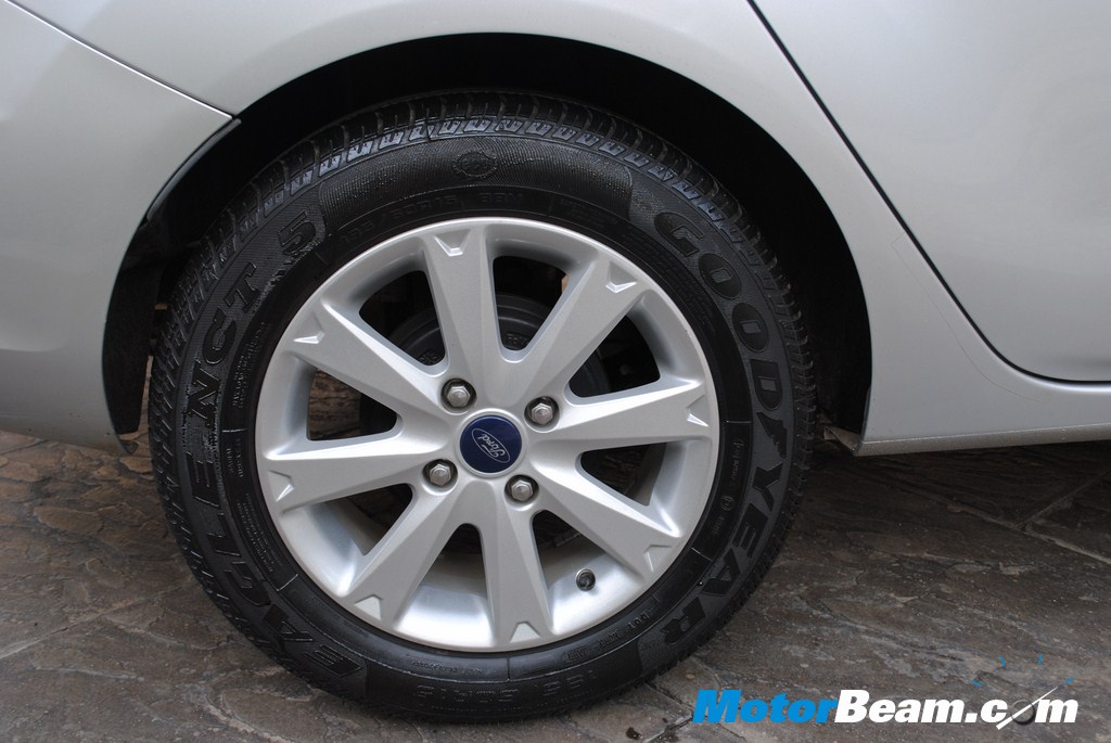 2011_Ford_Fiesta_Tyres 2011_Ford_Fiesta_Tyres