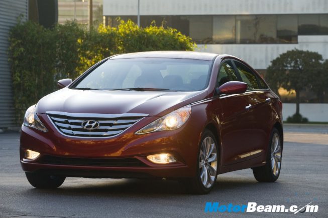 2011_Hyundai_Sonata_Wallpaper