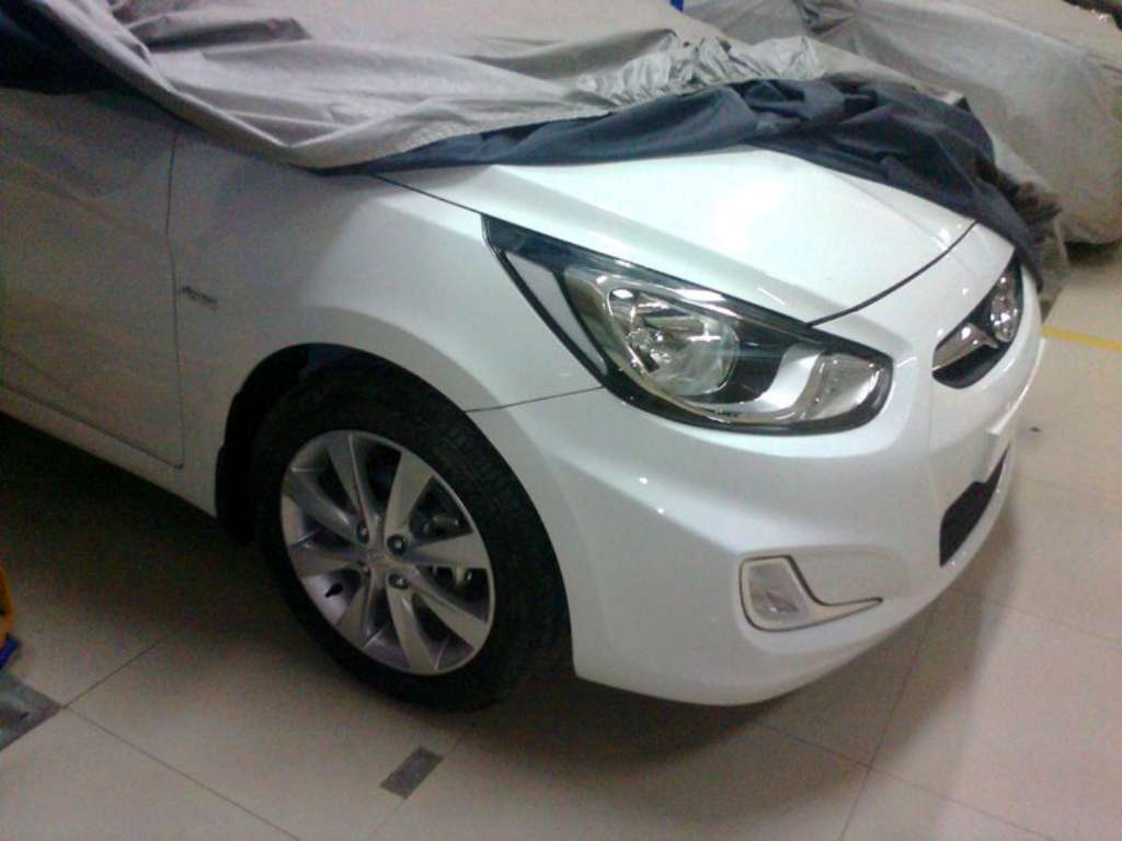 2011_Hyundai_Verna_SX_India 2011_Hyundai_Verna_SX_India