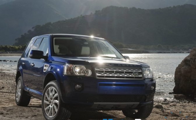 2011_Land_Rover_Freelander_2