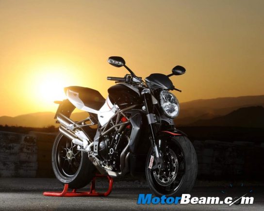 2011_MV_Agusta_Brutale